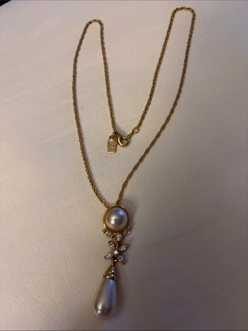 Vintage Lady Remington Gold-Tone Faux Pearl & Rhinestone Drop Pendant Necklace